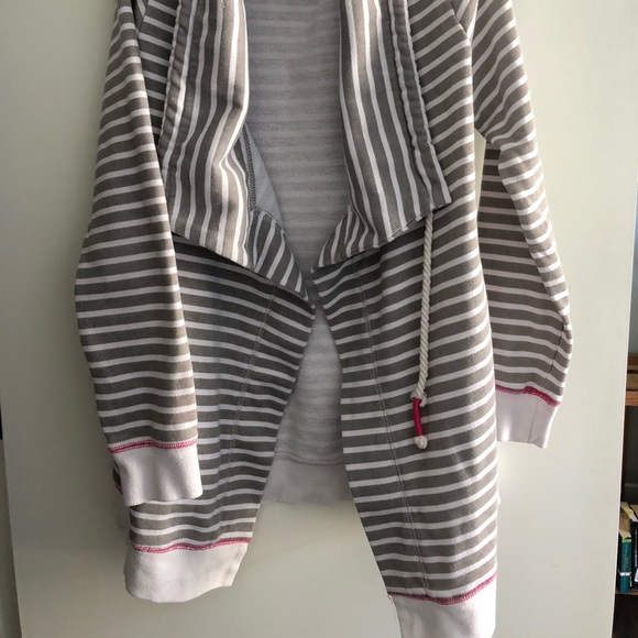 Jacket - Picture 2 of 3